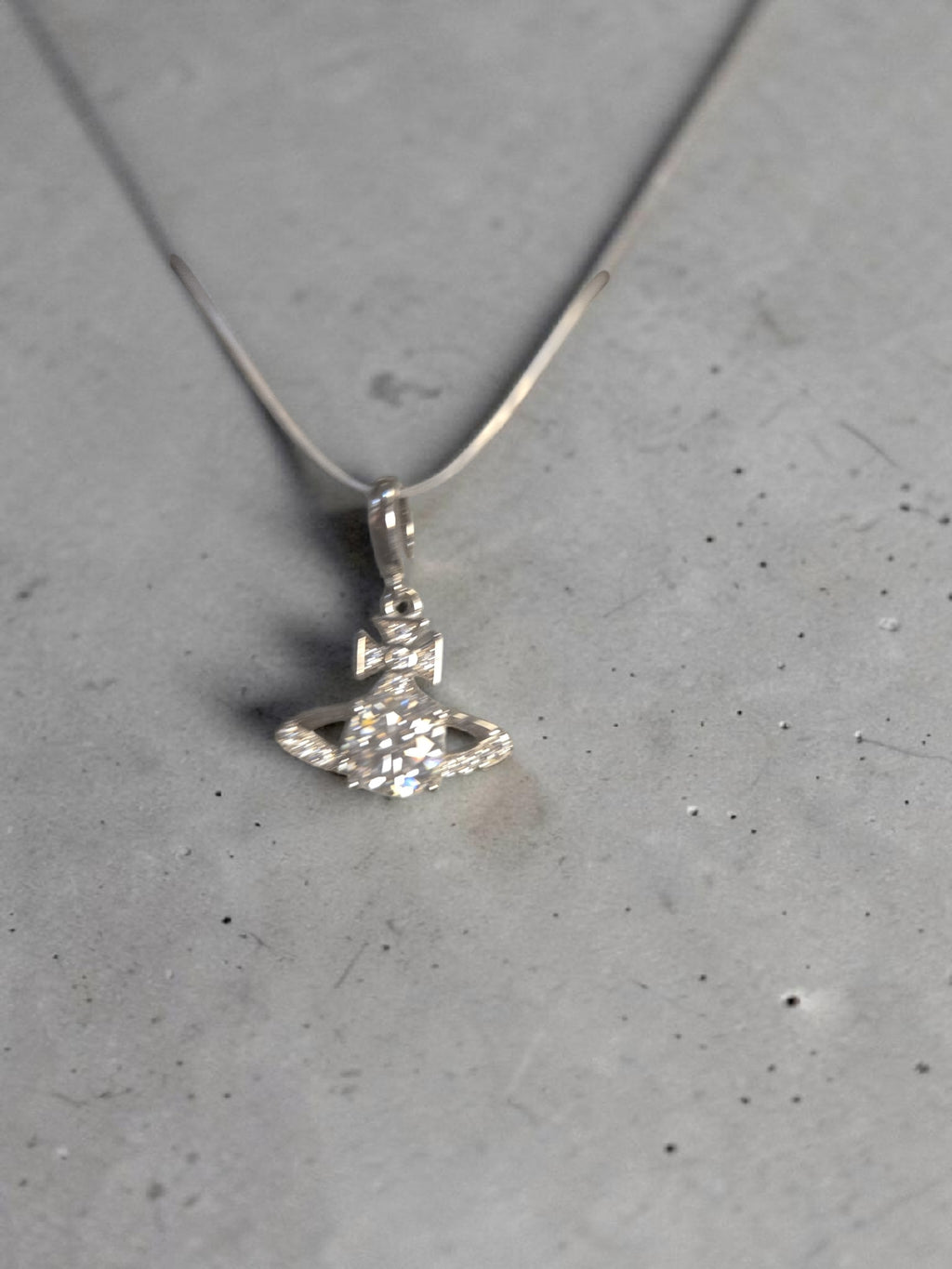 1 CARAT MOISSANITE PENDANTS WITH CERTIFICATE OF AUTHENTICITY