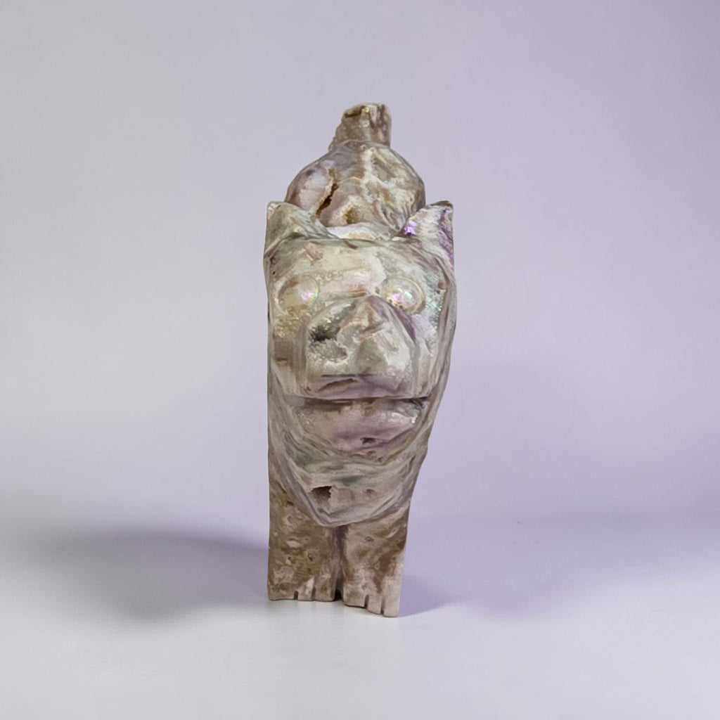 Spharelite Wolf Carving